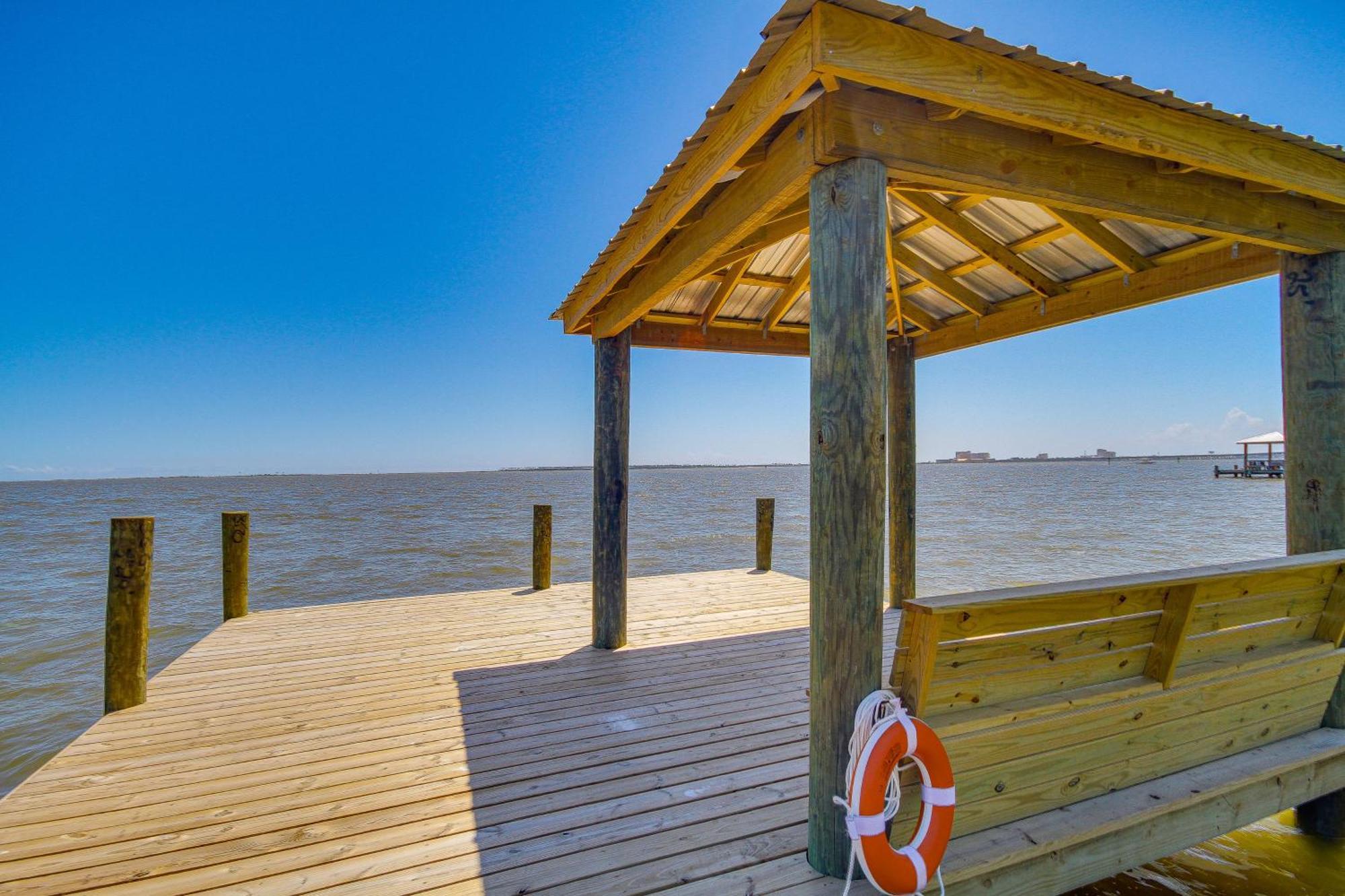 Historic Biloxi Bay Cottage With Beautiful View Ocean Springs Dış mekan fotoğraf